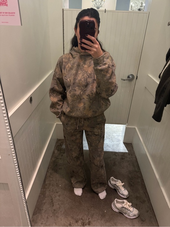 Garage Sweaters - Camo sweat suit